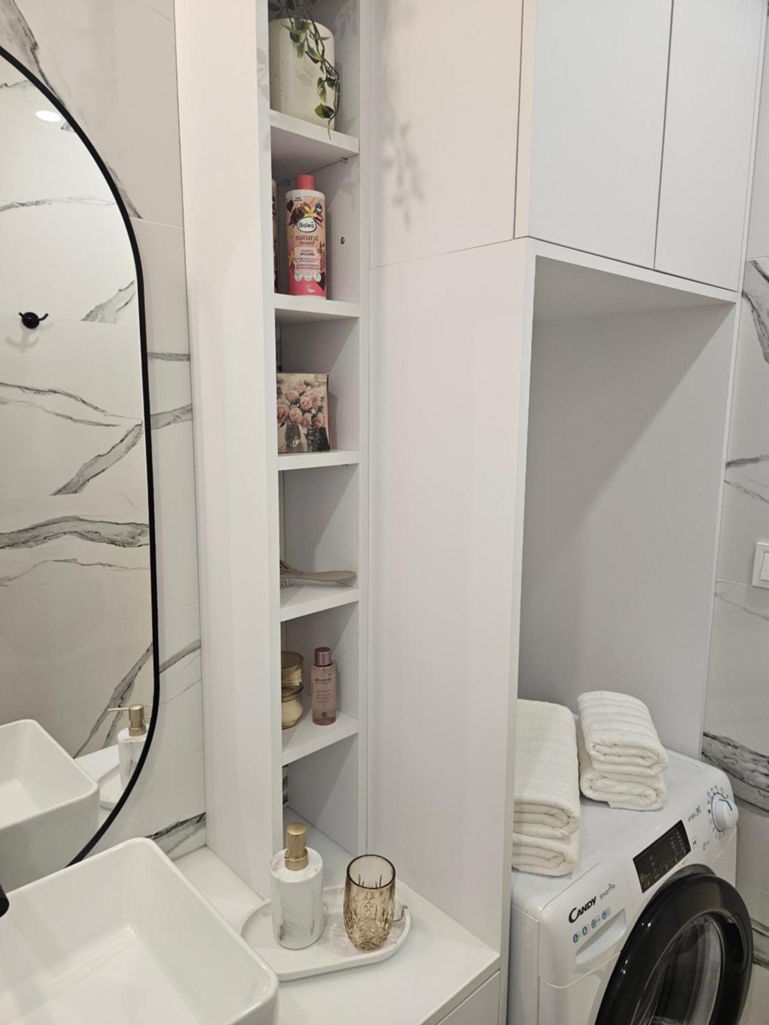 Rose Luxury Apartment & 24H Self Check-In With Private Parking بانْشكا بيشتريتْسا المظهر الخارجي الصورة
